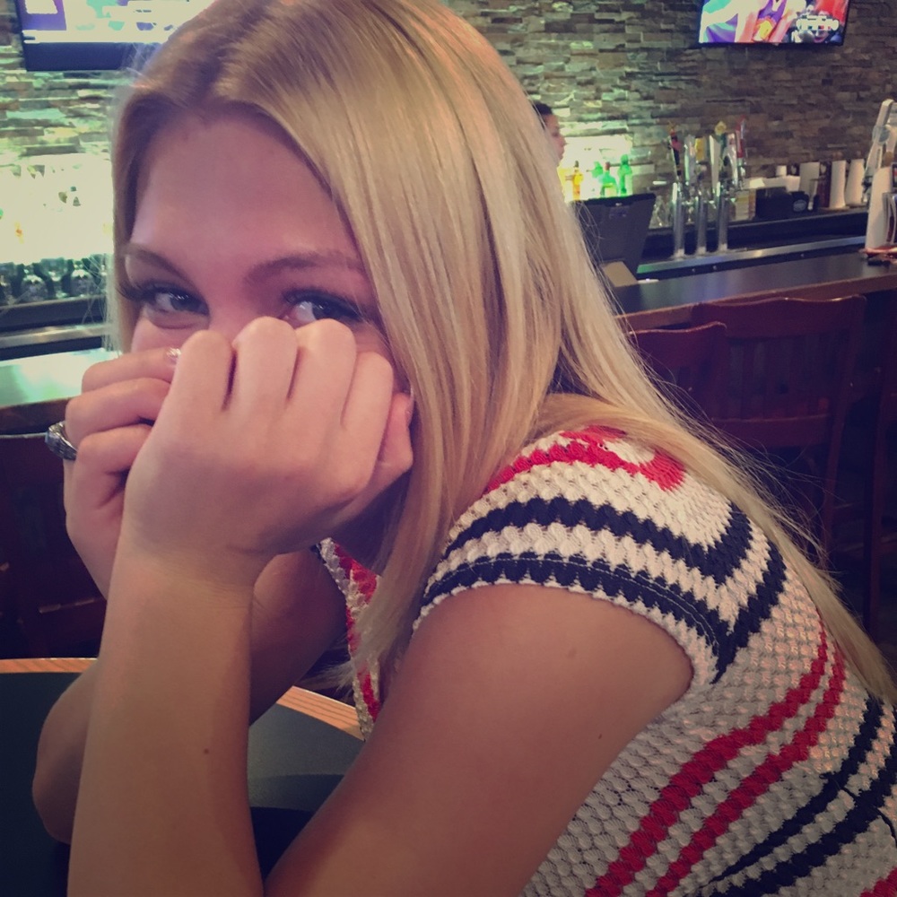 Meet your Posher, Kelsey